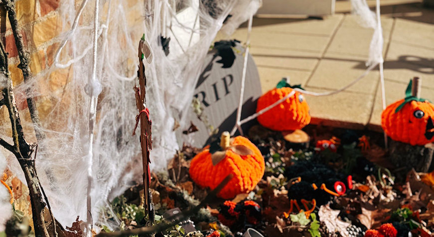 Desktop Halloween Display2