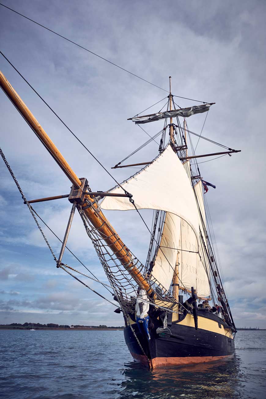 Desktop News HMS Pickle 870X1305 1