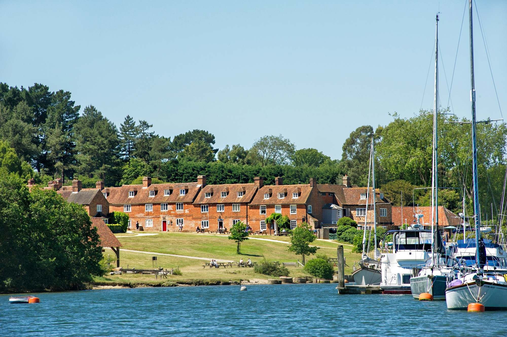BH Bucklers Hard Village 18