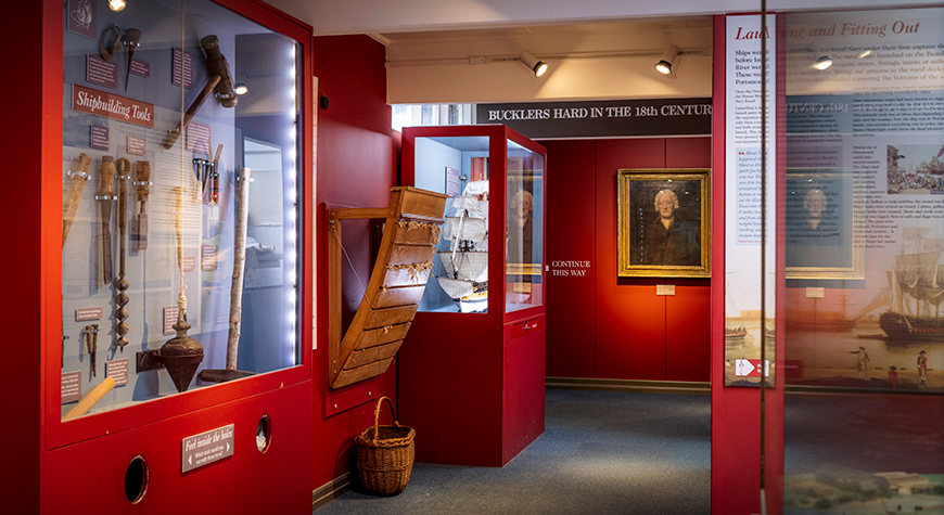 Desktop Attractions Museum