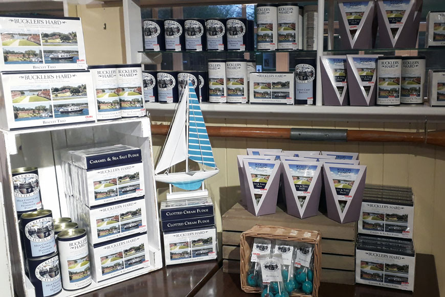 Buckler’s Hard supports local food bank with ‘sweet’ donation